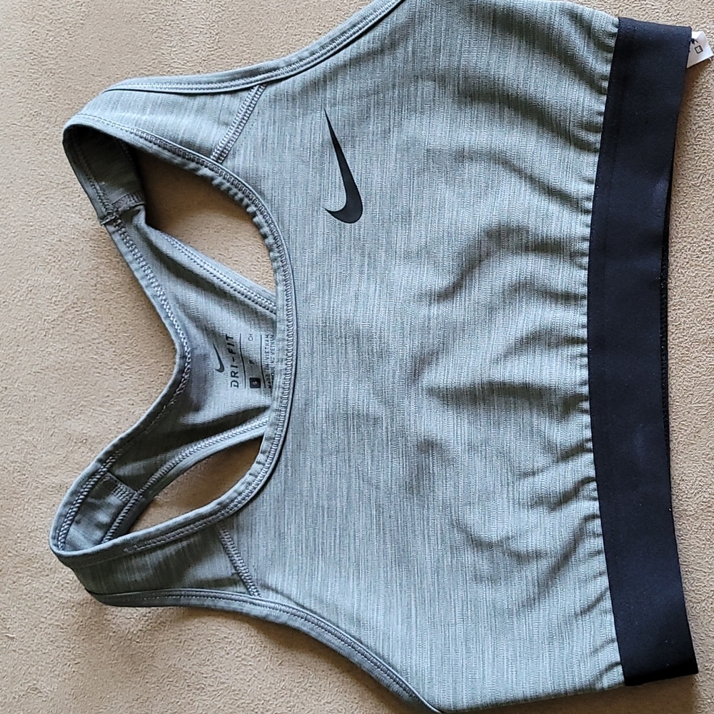 Nike dry fit medium support non-padded gray sports bra size S